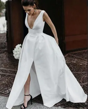 2024 Атласные Свадебные платья с V-образным вырезом, Длинные Свадебные платья с открытой спиной Спереди, Без рукавов, Простые Пляжные Vestidos De Noiva